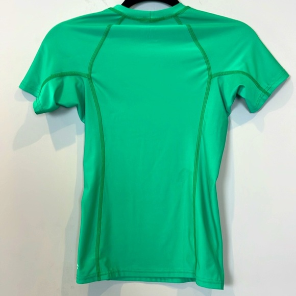O'Neill Women's Size XS Short Sleeve Rashguard Green White UPF 50 - Picture 2 of 7